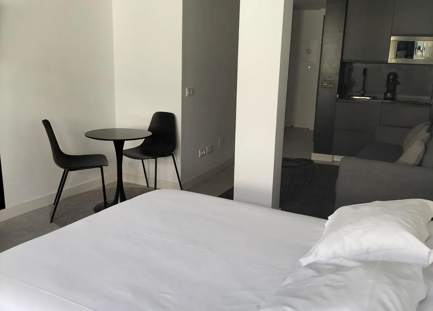 A-Cero Living Malaga Apartment