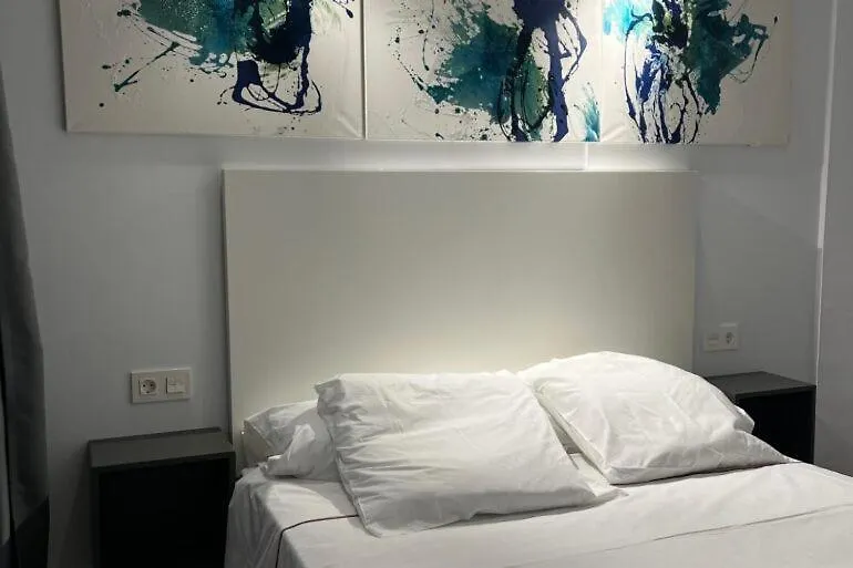 A-Cero Living Malaga Apartment 0*,